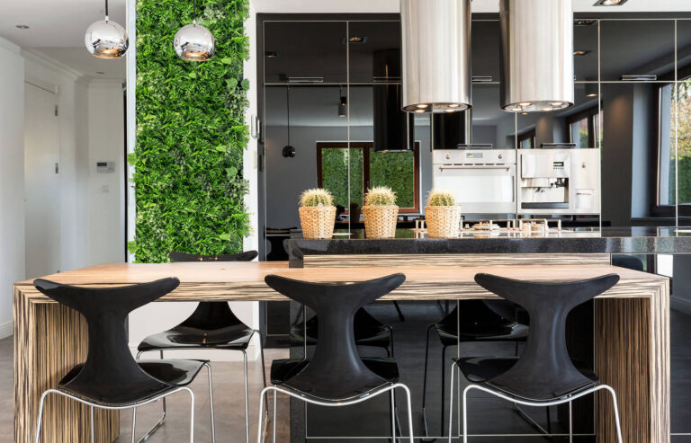 Best Indoor Vertical Gardens United States: A Definitive Guide